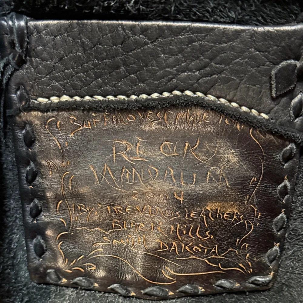 Black Leather Vest - Picture 6 of 10